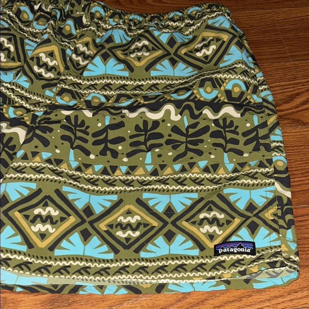 Patagonia Baggies Long 7” Swim Trunks Men Med Green Mangrove Tiki Lined Shorts - Picture 2 of 7